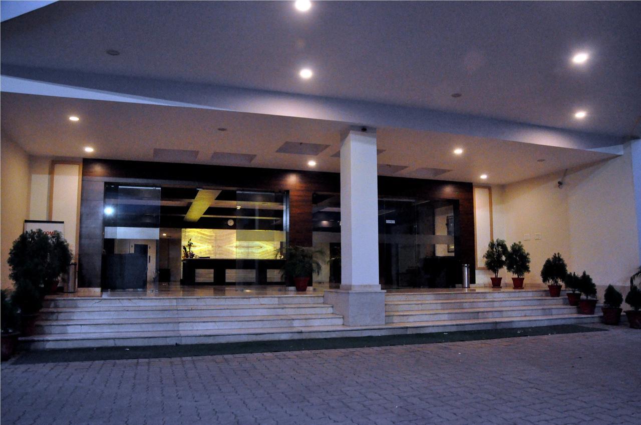 Hotel Suncity Palace Jharsuguda Ngoại thất bức ảnh